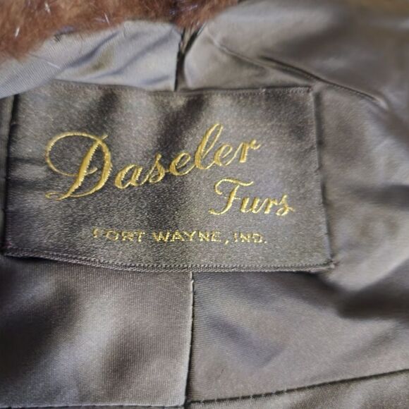 Vintage Daseler Furs Brown Mink Stole - Picture 4 of 4
